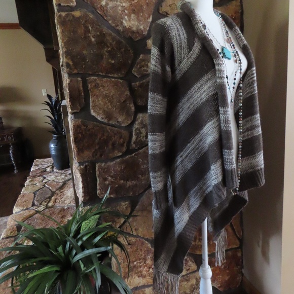 Boho fringed long cardigan sweater - Picture 6 of 8
